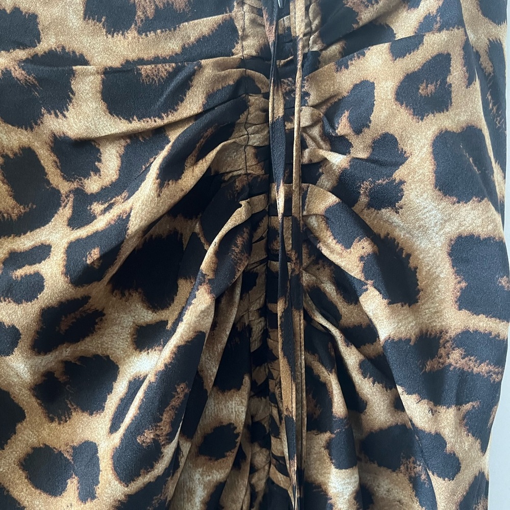 Leopard Print Ruched Skirt - Picture 2 of 6